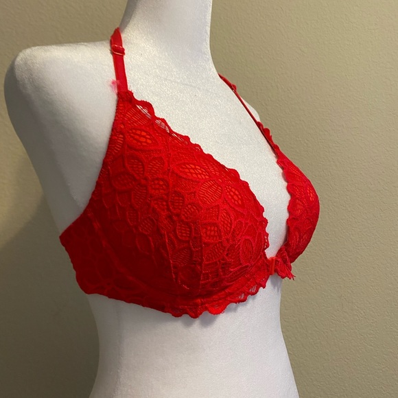 Victoria’s Secret Pink Bra - Picture 2 of 9